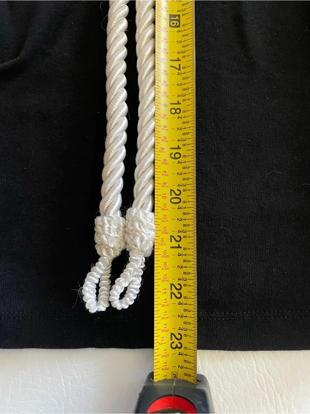 N/A four white